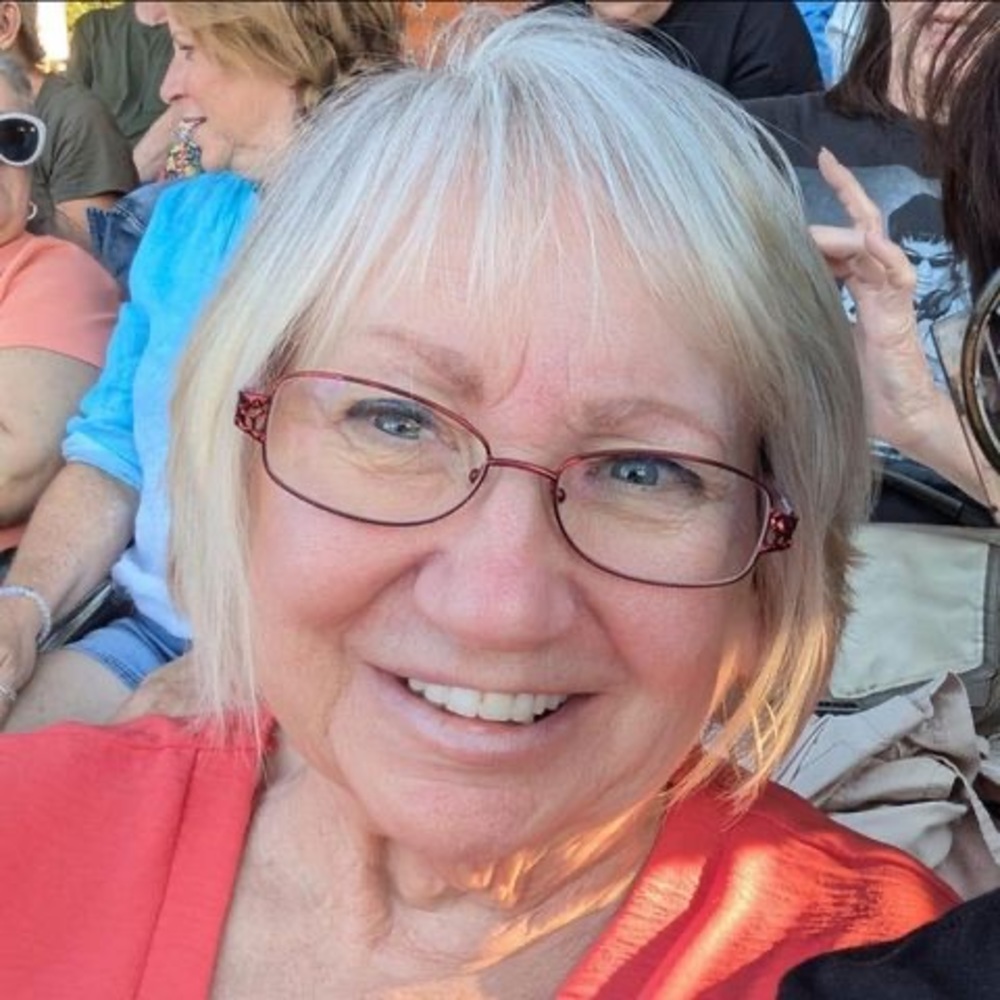 Meet your Posher, Ellen